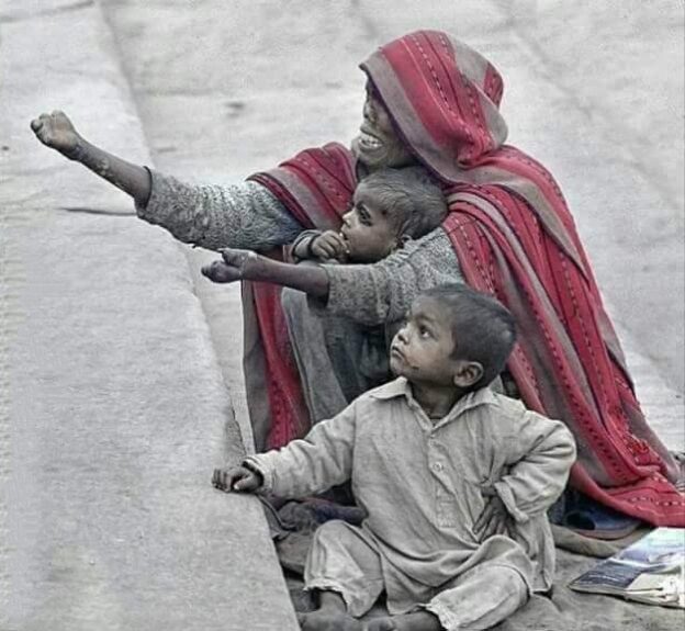 कविता- कुष्ठ रोग से पीड़ित माँ